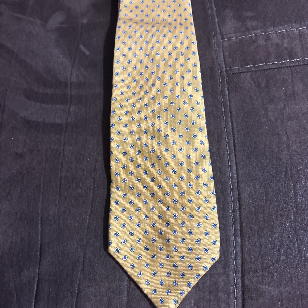 Brooks Brothers Men's Silk Neck Tie Gold And Blue 57L 3.75W‎ Made in USA Silk